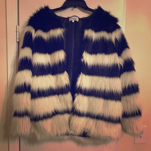 Charlotte Russe Jackets & Blazers - Charlotte russe Faux Fur